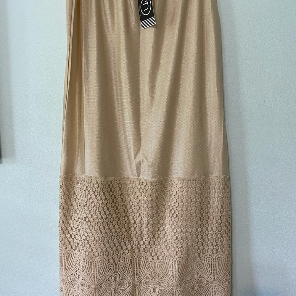 NWT Nuggles Layering Slip